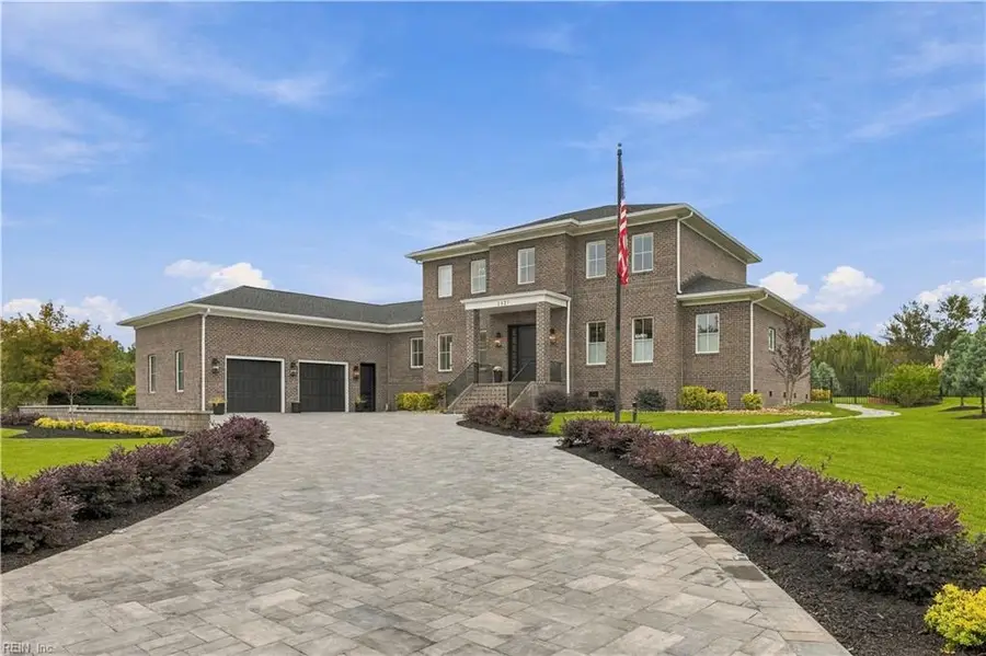 2921 Estates Drive, Virginia Beach, VA 23454 - #3