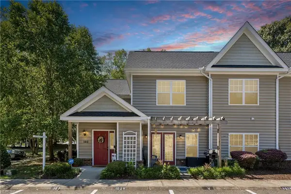 102 Lakeview Cove, Smithfield, VA 23430