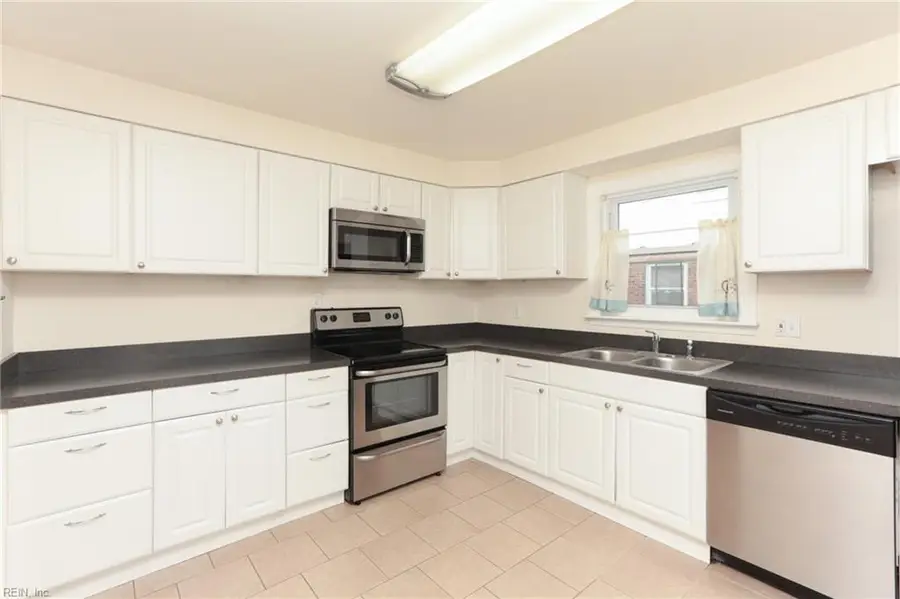 7812 Restmere Road, Norfolk, VA 23505 - #2