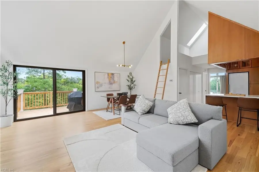 696 Mowbray Arch #250, Norfolk, VA 23507 - #2