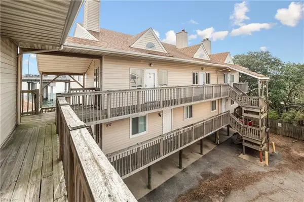 837 Little Bay Avenue #4, Norfolk, VA 23503
