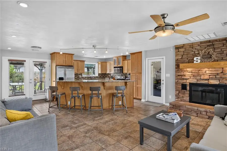 1416 Woodside Court, Chesapeake, VA 23320 - #2