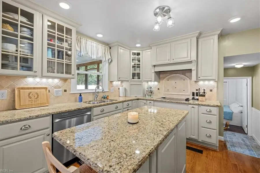 4100 Weyanoke Drive, Portsmouth, VA 23703 - #3