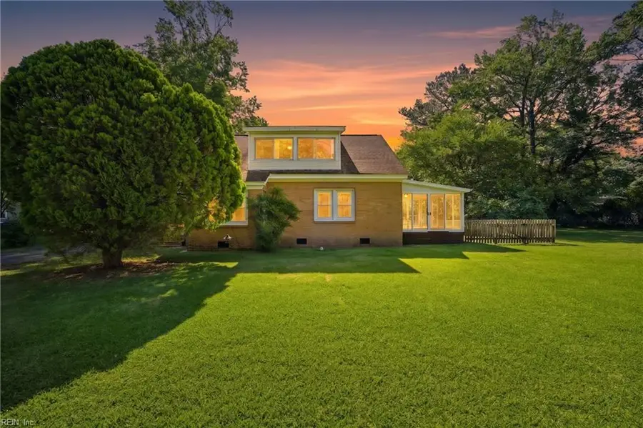 317 George Washington Highway S, Chesapeake, VA 23323 - #2