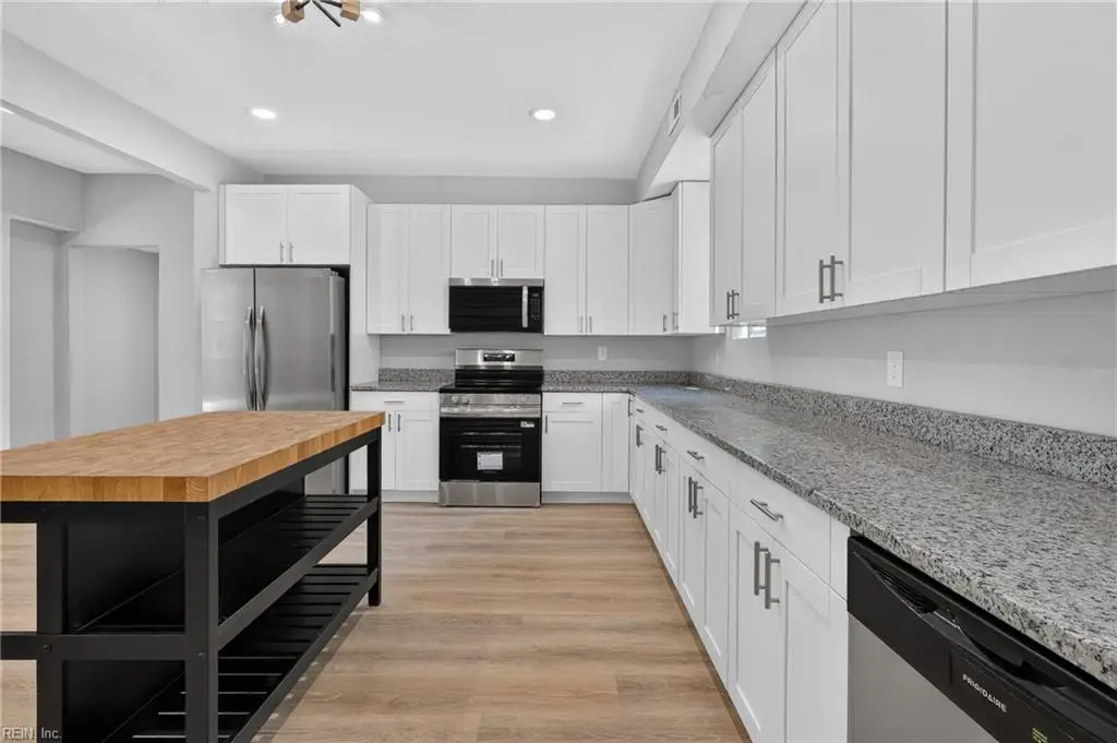 854 W 42nd Street, Norfolk, VA 23508 - #1