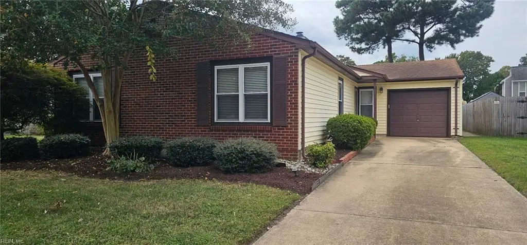 925 N Scarlet Oak Court, Chesapeake, VA 23320 - #1