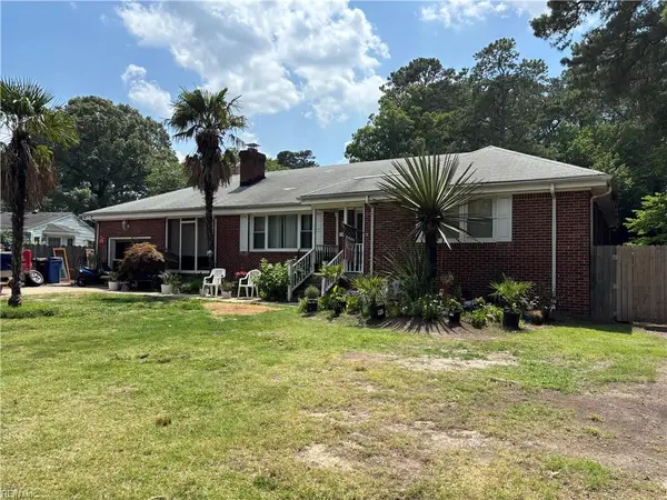 111 Goldcrest Drive Drive, Chesapeake, VA 23325