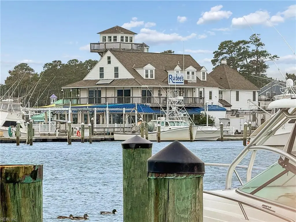 423 Harbour Point #306, Virginia Beach, VA 23451 - #1