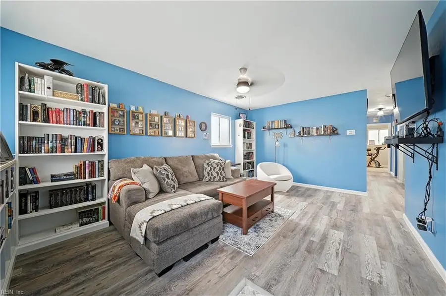 1908 Roanoke Avenue, Portsmouth, VA 23704 - #2