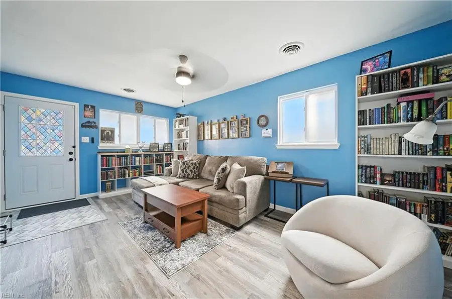 1908 Roanoke Avenue, Portsmouth, VA 23704 - #3