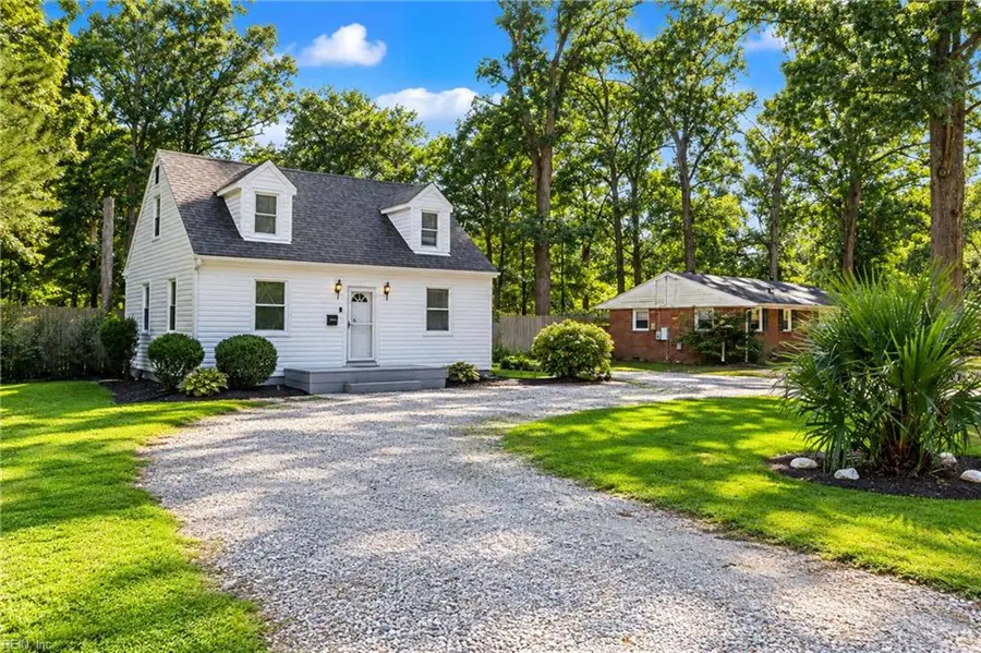 282 Eastwood Dr Drive, Newport News, VA 23602 - #3