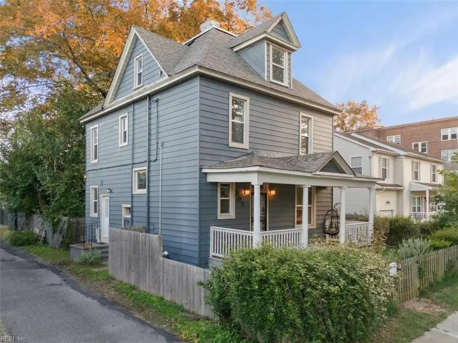 109 W 36th Street, Norfolk, VA 23504 - #2