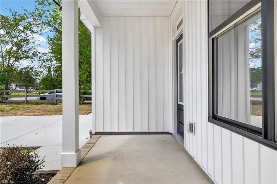 1631 Colonial Avenue, Smithfield, VA 23430 - #2
