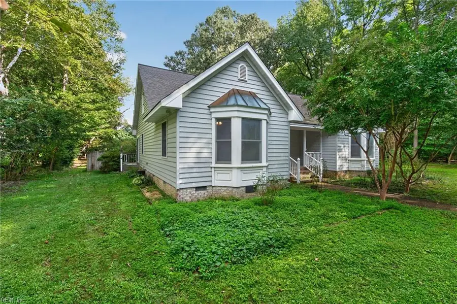 8139 Manor Drive, Gloucester, VA 23061 - #2