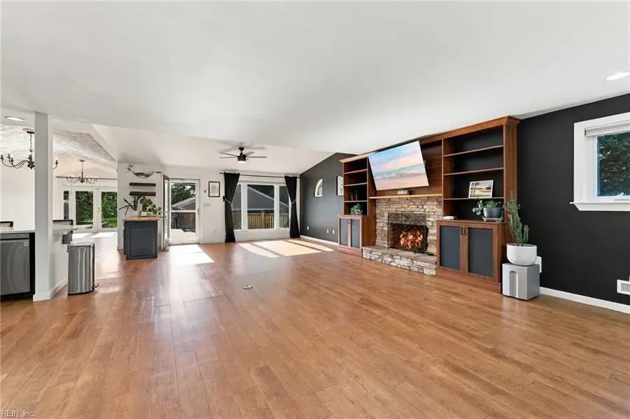 8372 Capeview Avenue, Norfolk, VA 23518 - #3