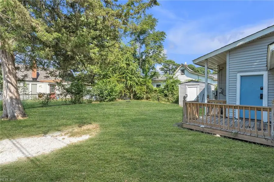 320 Mary Street, Hampton, VA 23664 - #3