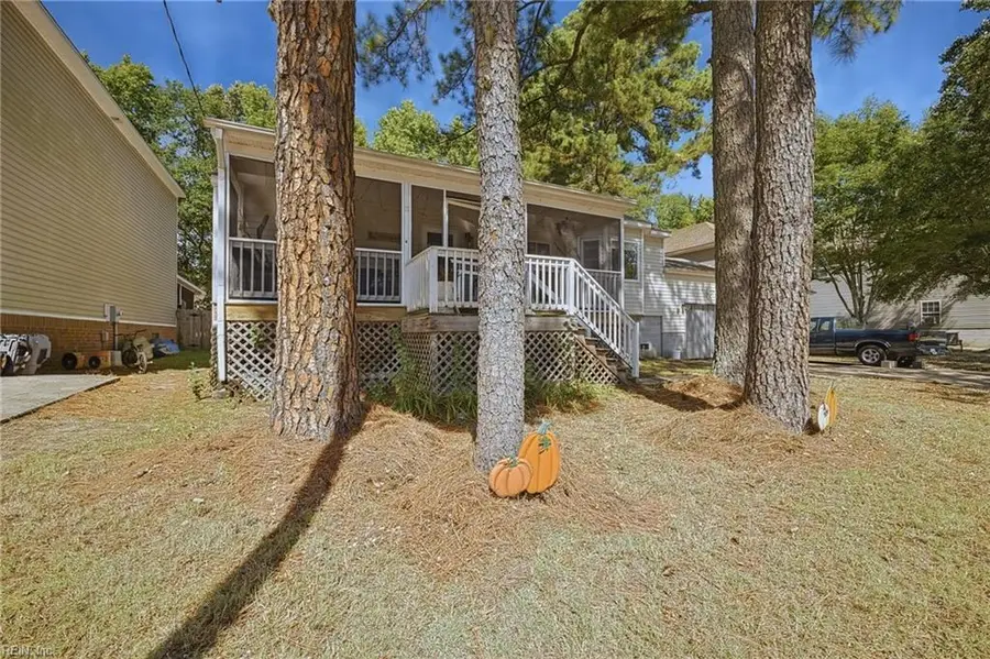 668 Luther Street, Chesapeake, VA 23322 - #2