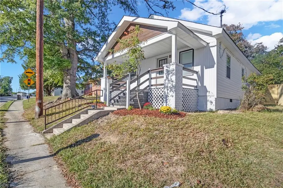 1022 White Marsh Road, Suffolk, VA 23434 - #2