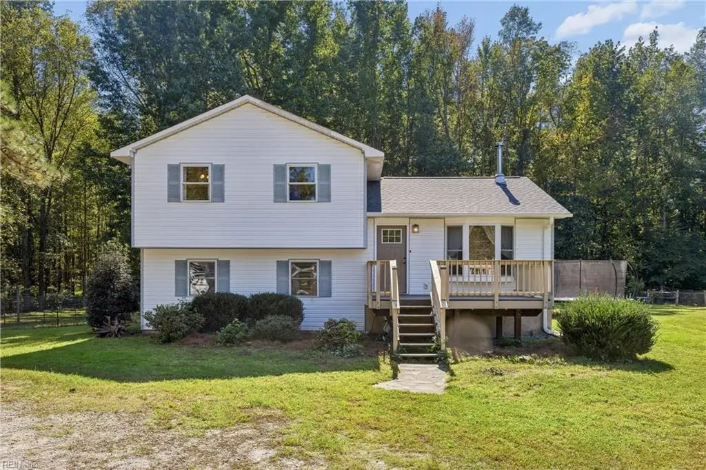 2600 Wright Road, Saluda, VA 23149 - #1