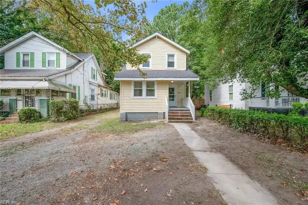 2102 Elm Avenue, Portsmouth, VA 23702
