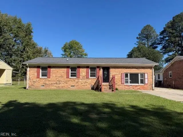 325 Harrison Street, Franklin, VA 23851 - #1