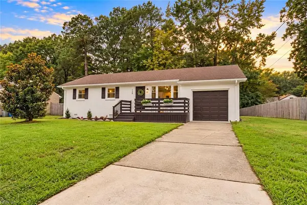 138 W Royce Drive, Chesapeake, VA 23322