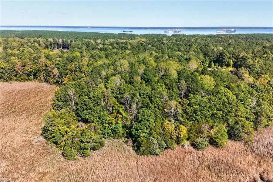 1356 Creekway Drive, Smithfield, VA 23430 - #2