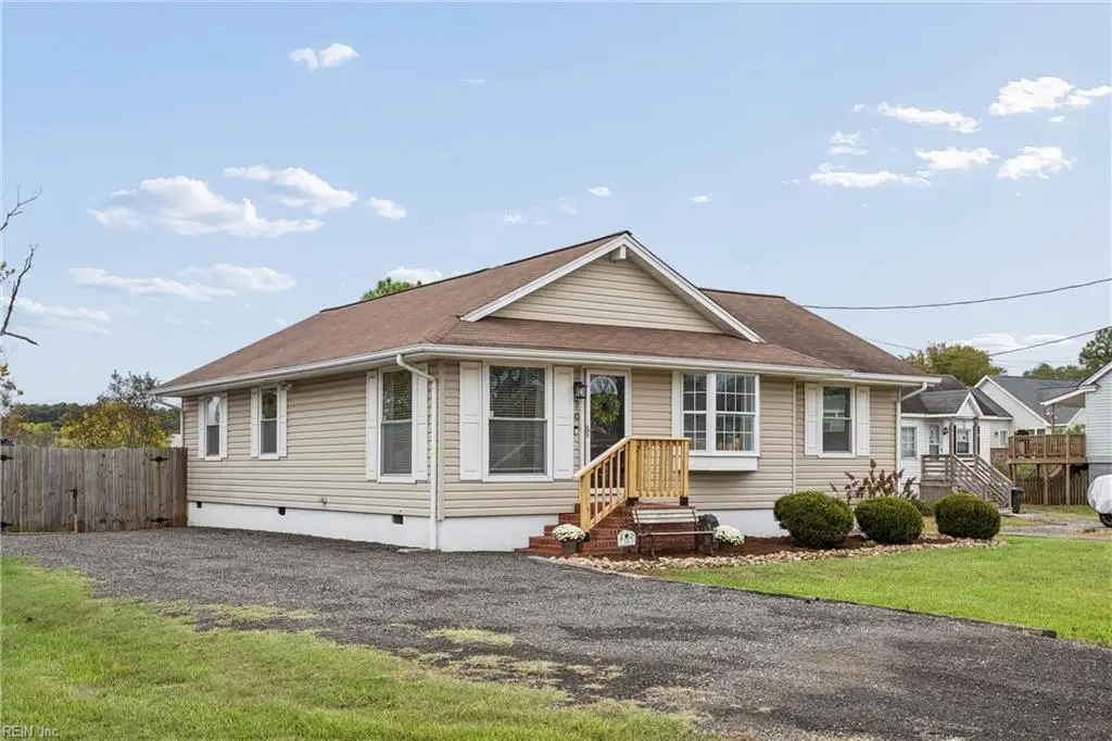 10 Messick Road, Poquoson, VA 23662 - #1