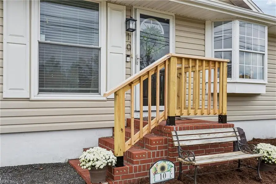 10 Messick Road, Poquoson, VA 23662 - #3