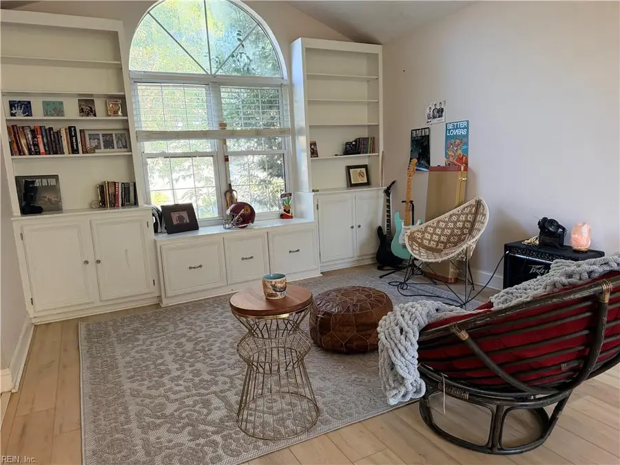 1084 Rolling Point Court, Virginia Beach, VA 23456 - #3