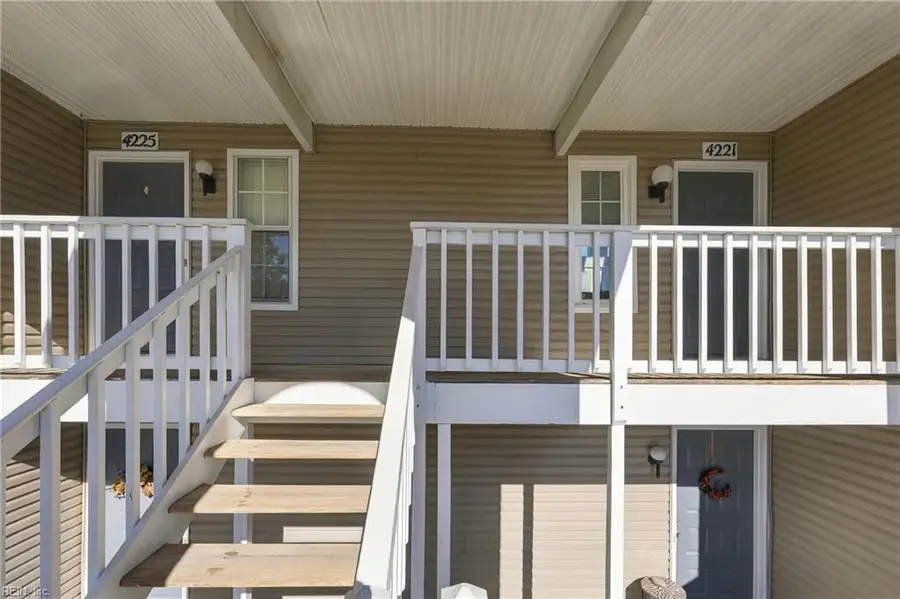 4221 Laurel Green Circle, Virginia Beach, VA 23456 - #2