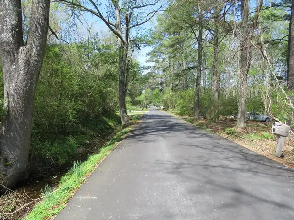 2716 Seven Eleven Road, Chesapeake, VA 23322