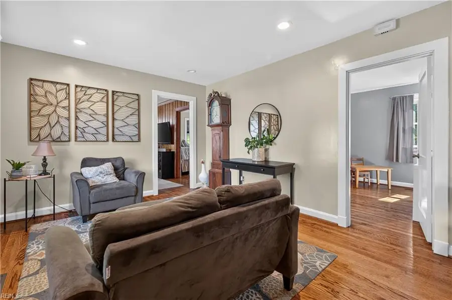 26 Langley Avenue, Newport News, VA 23601 - #3