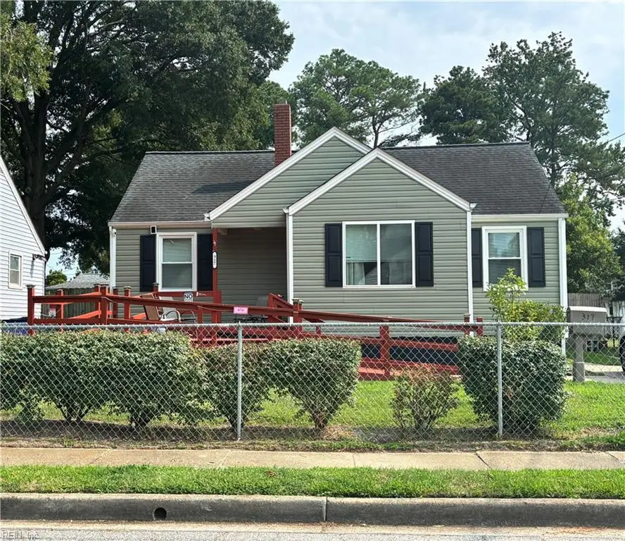 317 E Evans Street, Norfolk, VA 23503 - #1