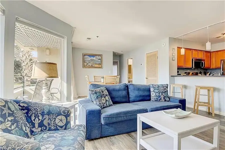 304 28th Street #113, Virginia Beach, VA 23451 - #3