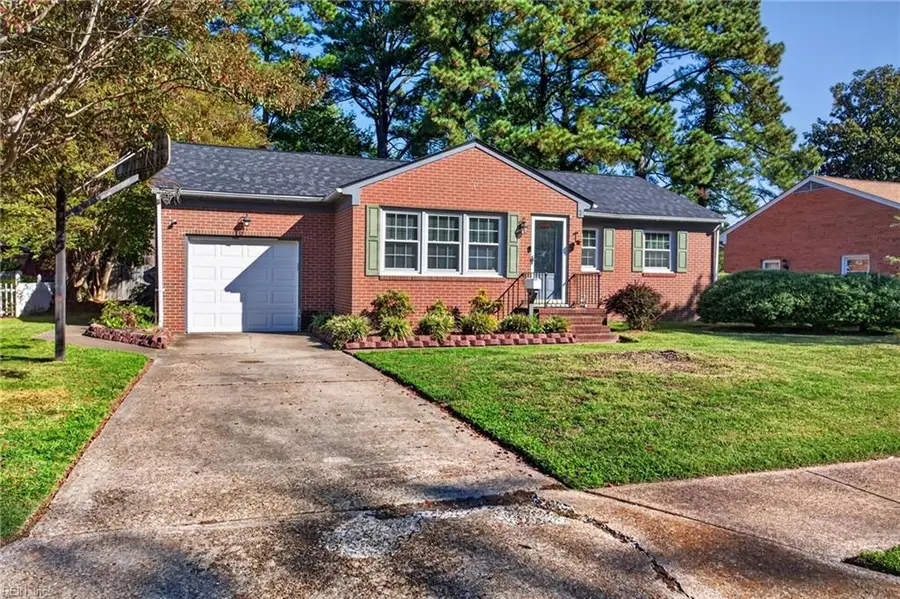 7 Albany Drive, Hampton, VA 23666 - #3