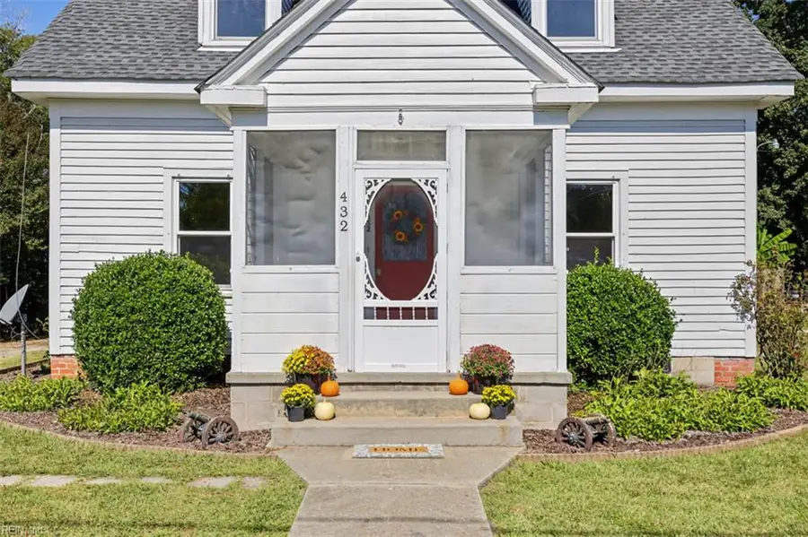 432 W Main Street, Waverly, VA 23890 - #2