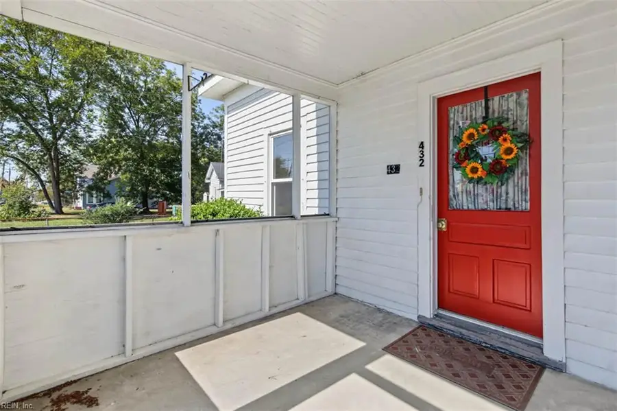 432 W Main Street, Waverly, VA 23890 - #3