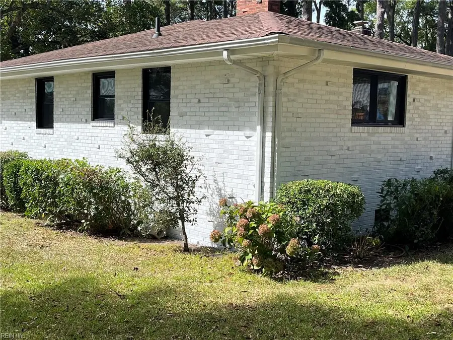 7029 Suburban Arch, Norfolk, VA 23505 - #3