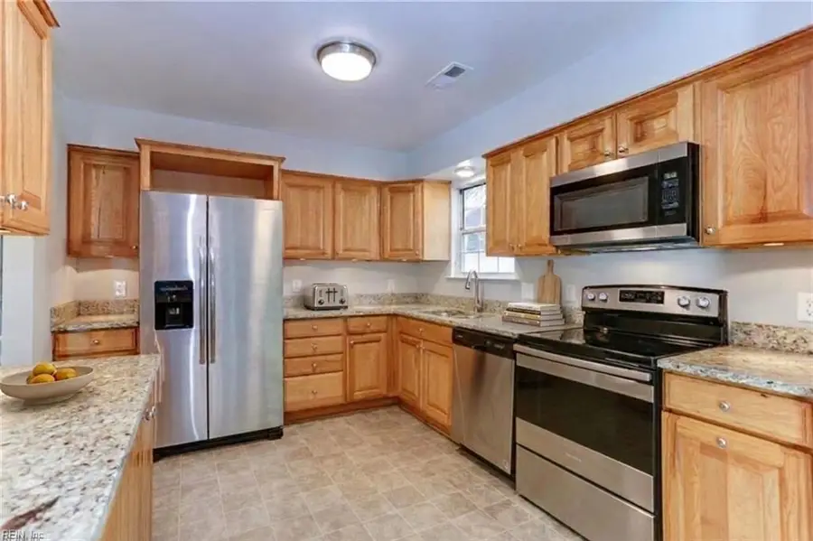 4 Finch Place, Newport News, VA 23608 - #3