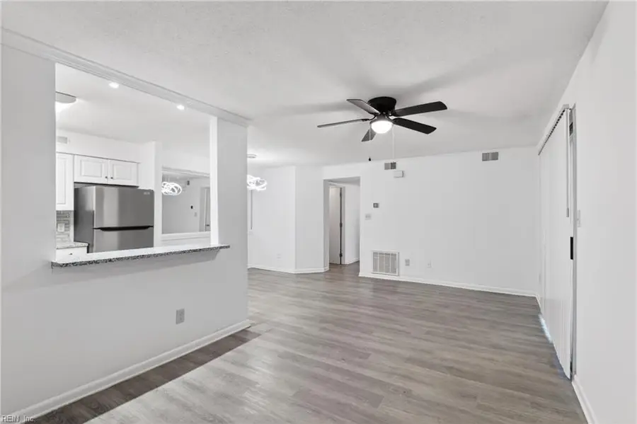 149 Windsor Castle Drive #E, Newport News, VA 23608 - #3