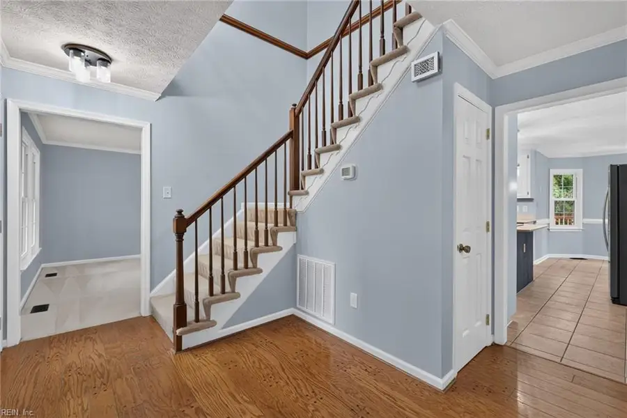 102 Sherwood Lane, Smithfield, VA 23430 - #2