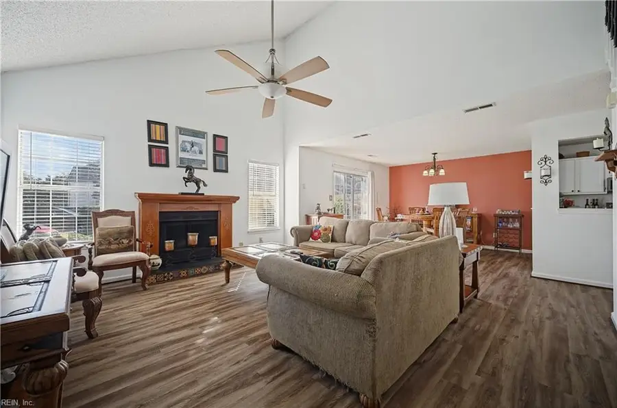 5101 Heathglen Circle, Virginia Beach, VA 23456 - #3