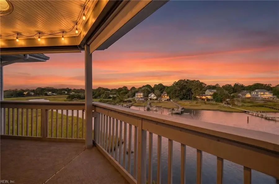 1044 Porte Harbour Arch #403, Hampton, VA 23664 - #2