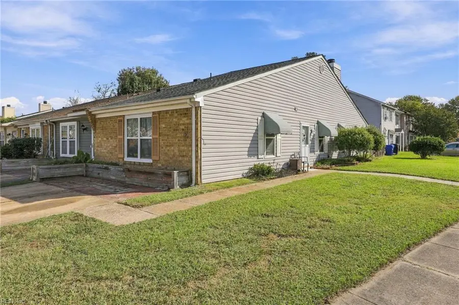 592 Peregrine Street, Virginia Beach, VA 23462 - #3