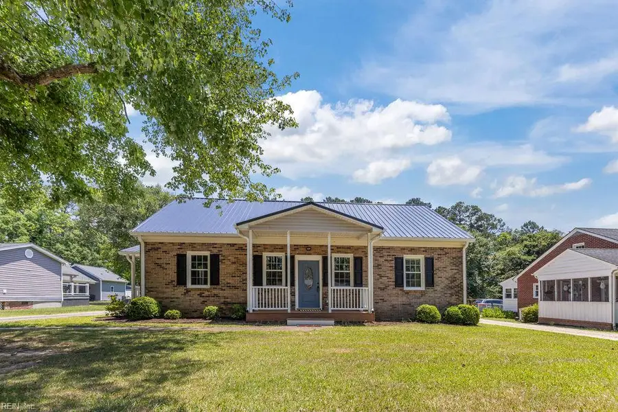1317 Clay Street, Franklin, VA 23851 - #2