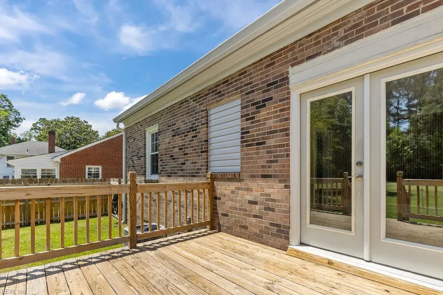 1317 Clay Street, Franklin, VA 23851 - #3