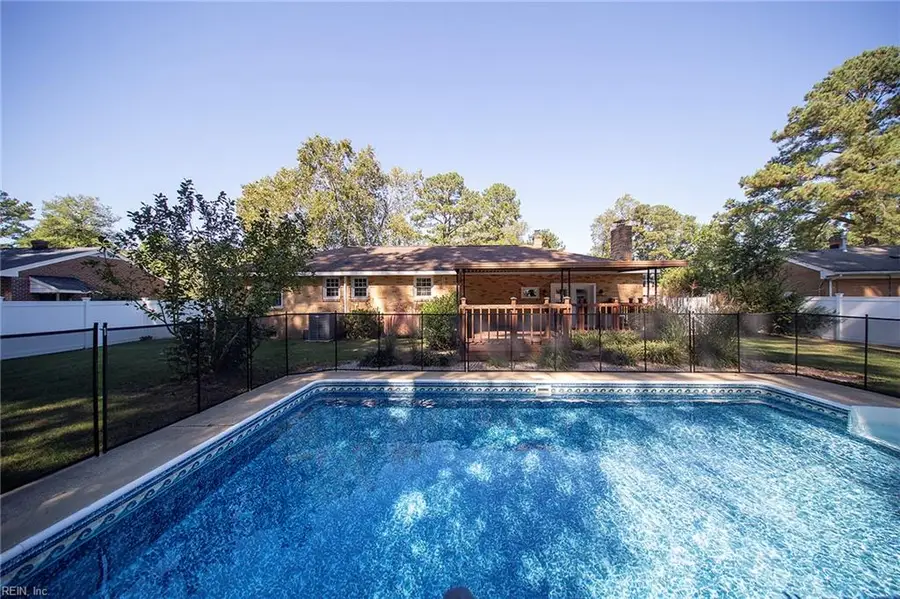 411 Bobby Jones Drive, Portsmouth, VA 23701 - #2
