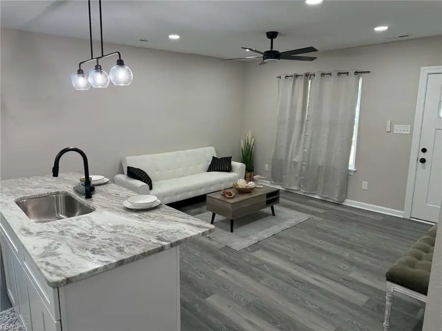 3323 Clark Circle, Norfolk, VA 23509 - #3