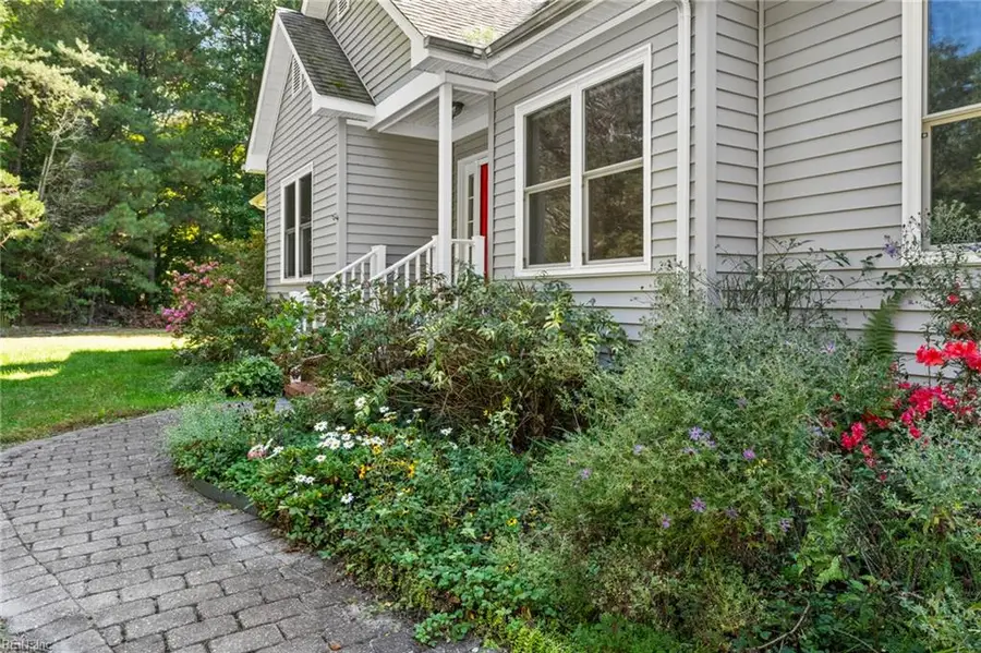 6514 Wyncote Avenue, Gloucester, VA 23061 - #3